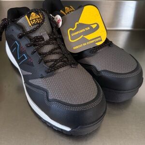 New Balance Men's Athletic Shoes - Black, Gray, and Blue 11.5 4-E